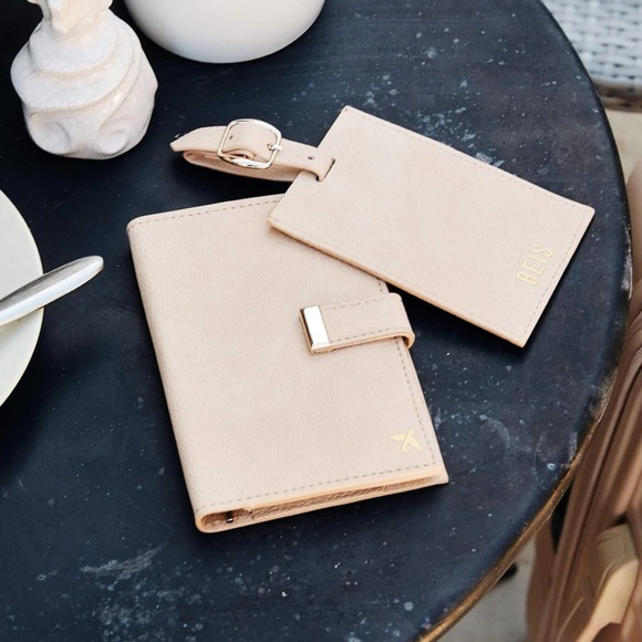 BEIS Accessories - BEIS | NWOT Passport & Luggage Tag Set